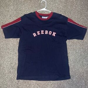 Vintage Men’s Reebok Tee Shirt with Embroidery Logo Retro